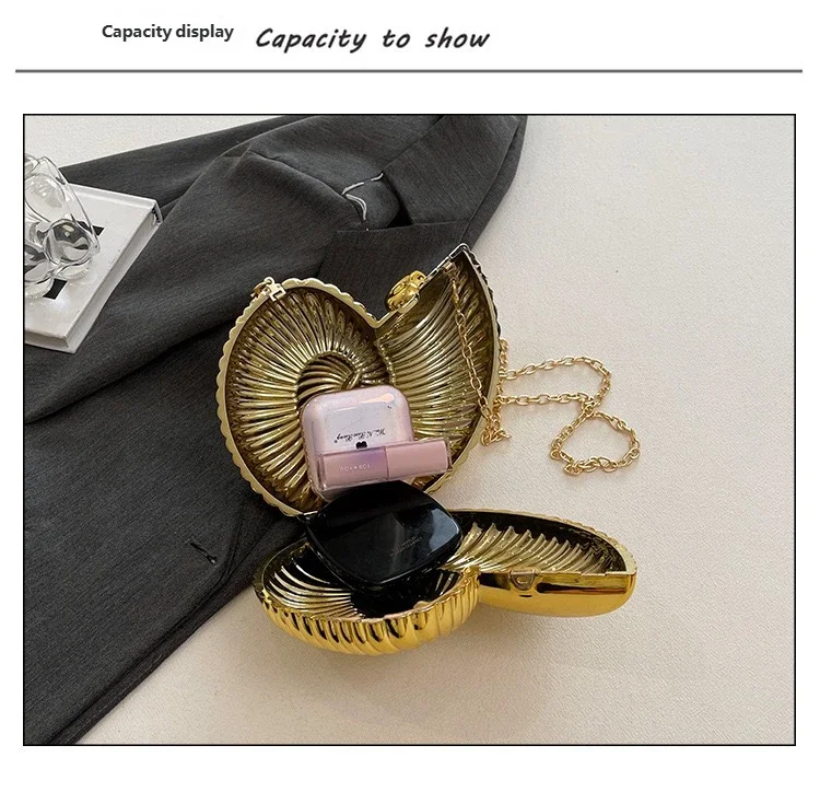 Simple Conch Dinner Bag Women's Shoulder Messenger Crossbody Bag Fun Personality Metal Chain Clutch Acrylic Shell Phone Bags Hot