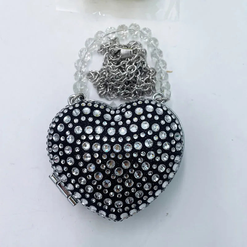 Simple Conch Dinner Bag Women's Shoulder Messenger Crossbody Bag Fun Personality Metal Chain Clutch Acrylic Shell Phone Bags Hot