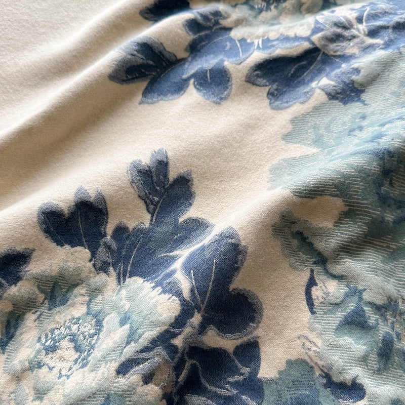 Women's Imitation Cashmere Warm Shawl Ethnic Style Cloak Fashionable Scarves Floral Print Coldproof and Windproof Scraf