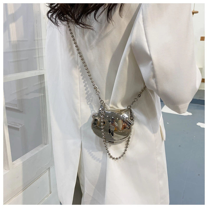 Simple Conch Dinner Bag Women's Shoulder Messenger Crossbody Bag Fun Personality Metal Chain Clutch Acrylic Shell Phone Bags Hot