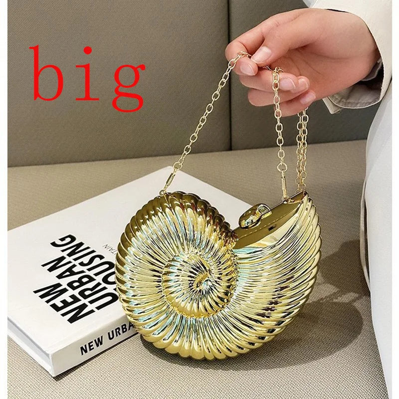 Simple Conch Dinner Bag Women's Shoulder Messenger Crossbody Bag Fun Personality Metal Chain Clutch Acrylic Shell Phone Bags Hot